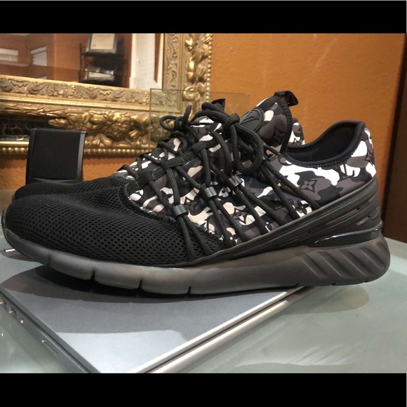 Louis Vuitton Camo Fastlane Sneaker - Picture 1 of 9